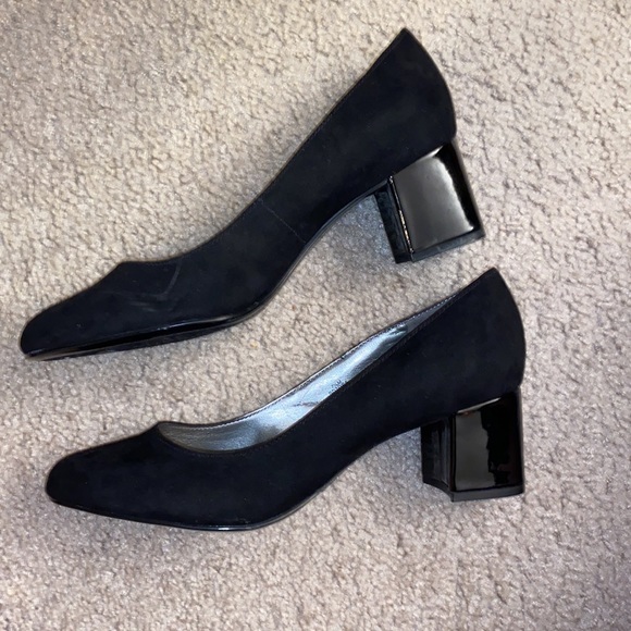 Bandolino heels - Picture 3 of 3